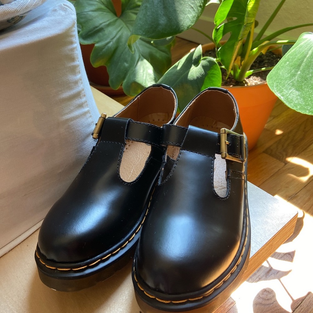 Polley Smooth Mary Jane Dr. Martens